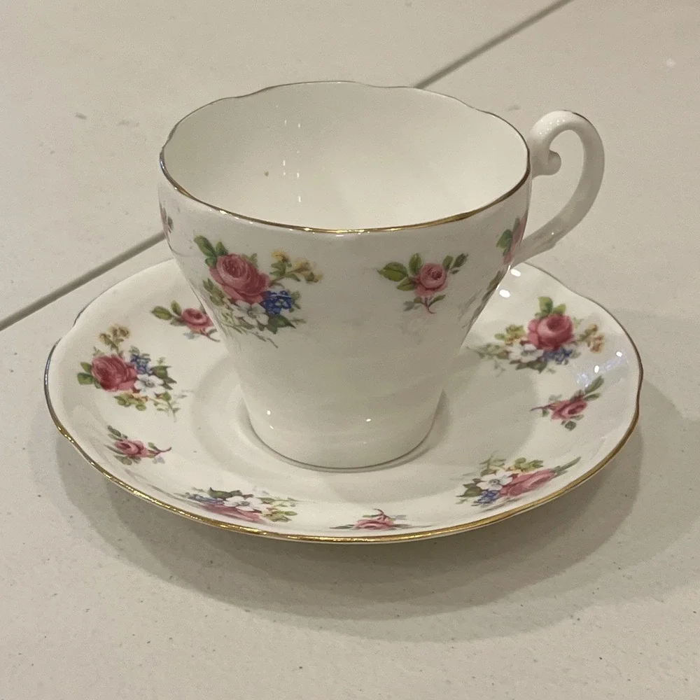 Adderley English Teacup Fine Bone China Teacup & Saucer Flowers Signed EUC